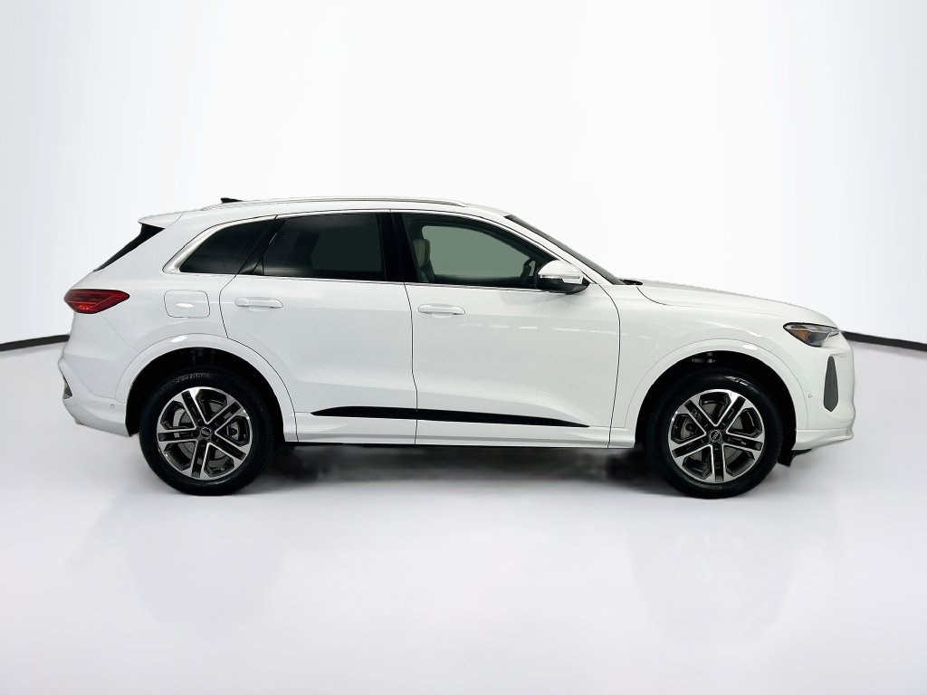 New 2026 Audi Q5 Premium SUV