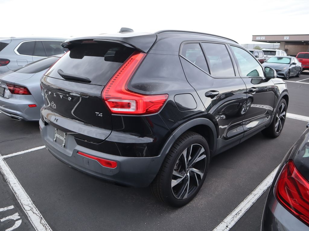Used 2021 Volvo XC40 R-Design SUV