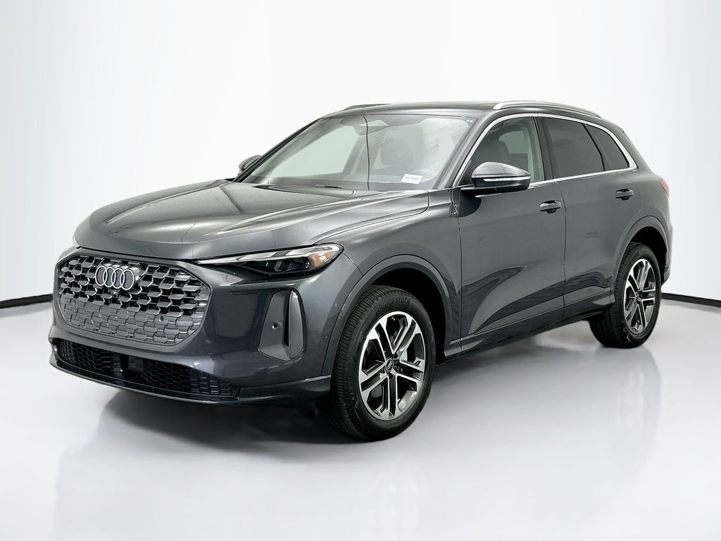 2025 Audi New Q5 Premium's photo