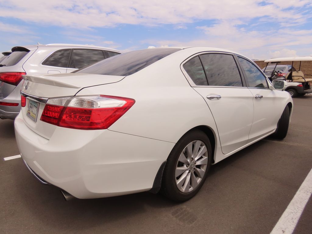 2015 Honda Accord EX-L photo 3
