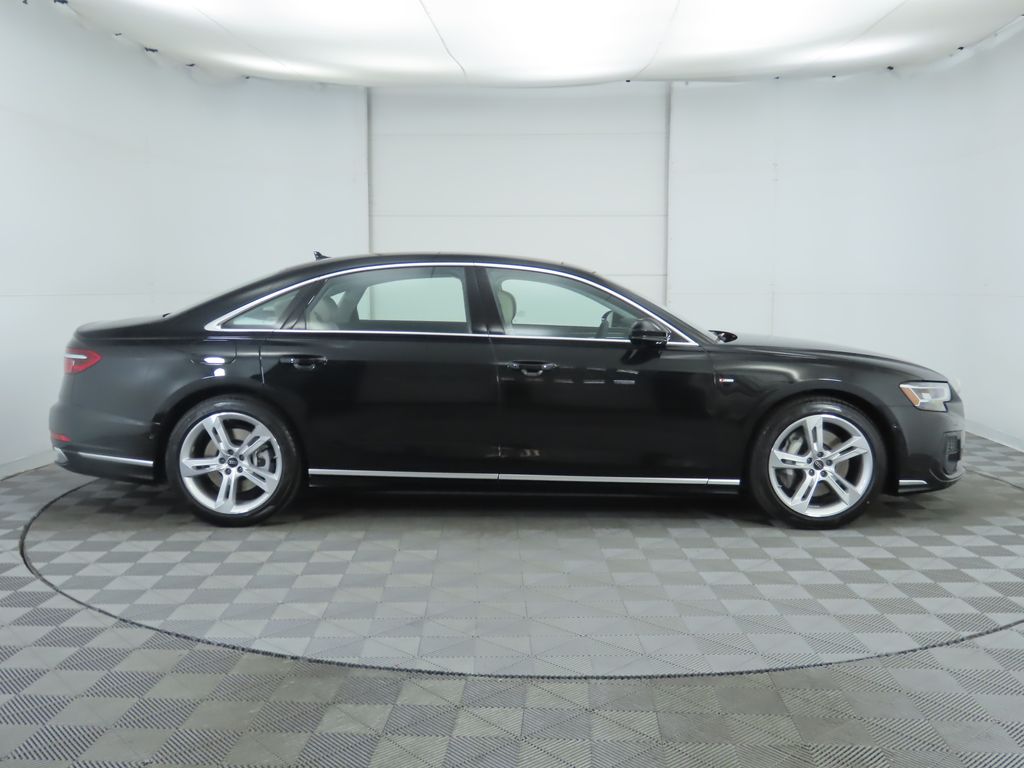 2025 Audi A8 L 55 photo 4