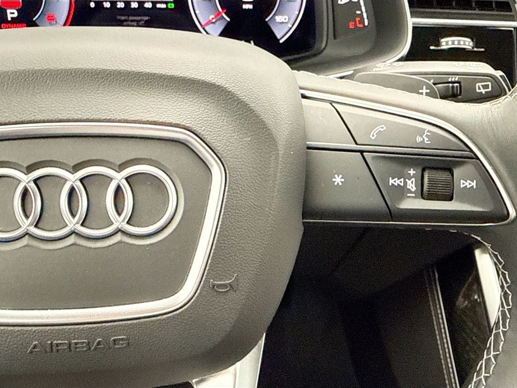 2025 Audi Q7 Premium Plus - Photo 12