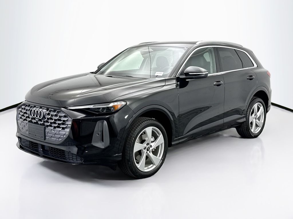 2025 Audi Q5 40 Premium Plus's photo