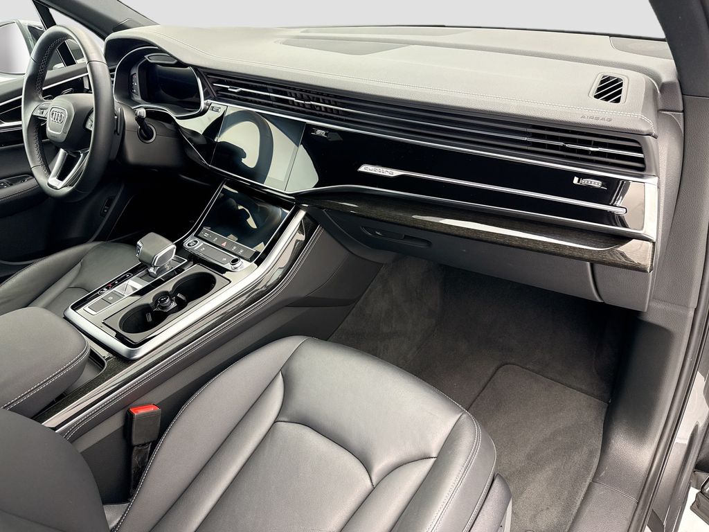 2025 Audi Q7 Premium Plus - Photo 16