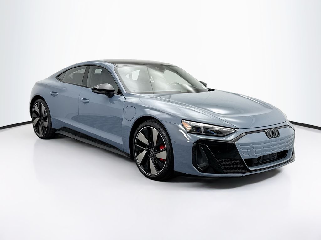 2026 Audi e-tron GT Premium Plus photo 3
