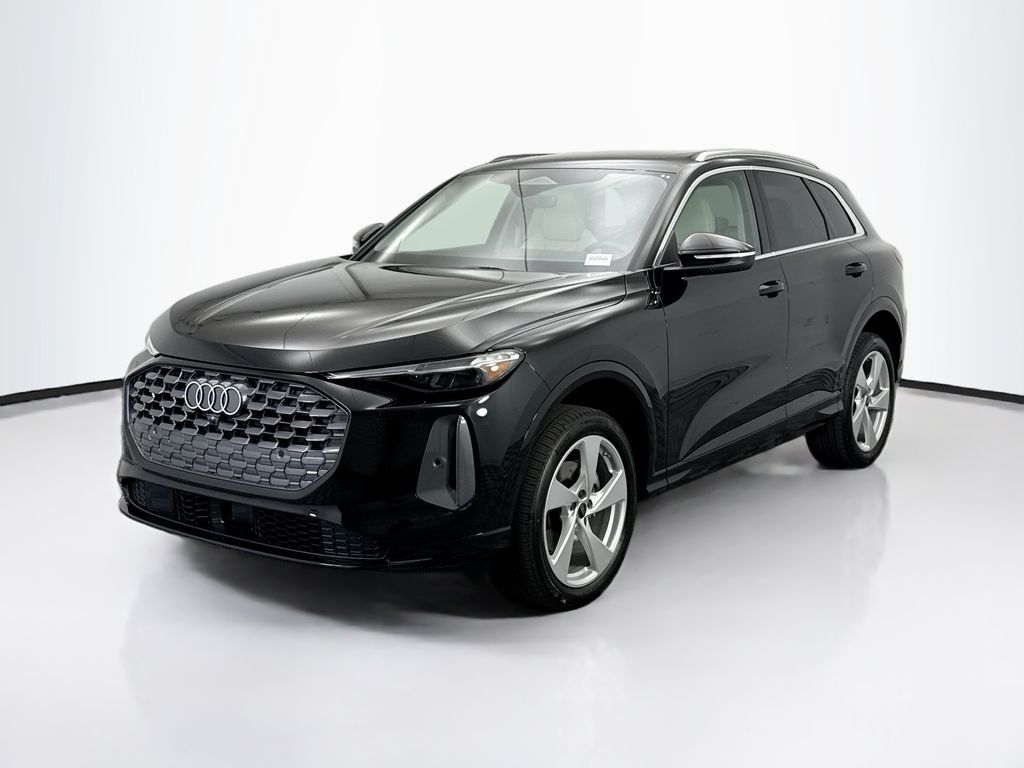 2025 Audi New Q5 Premium Plus's photo