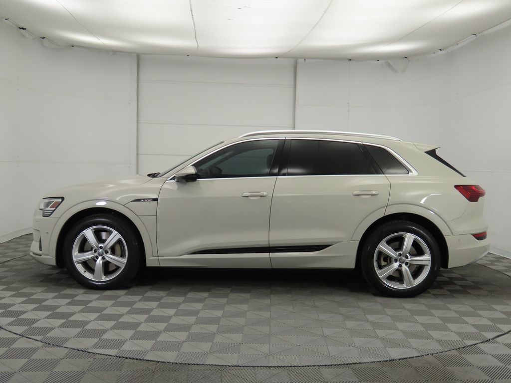 Used 2019 Audi e-tron Prestige with VIN WA1VABGE1KB016287 for sale in Phoenix, AZ