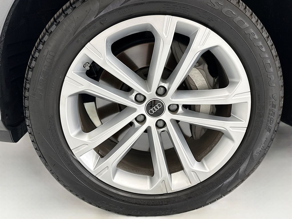 2025 Audi Q7 Premium Plus - Photo 29