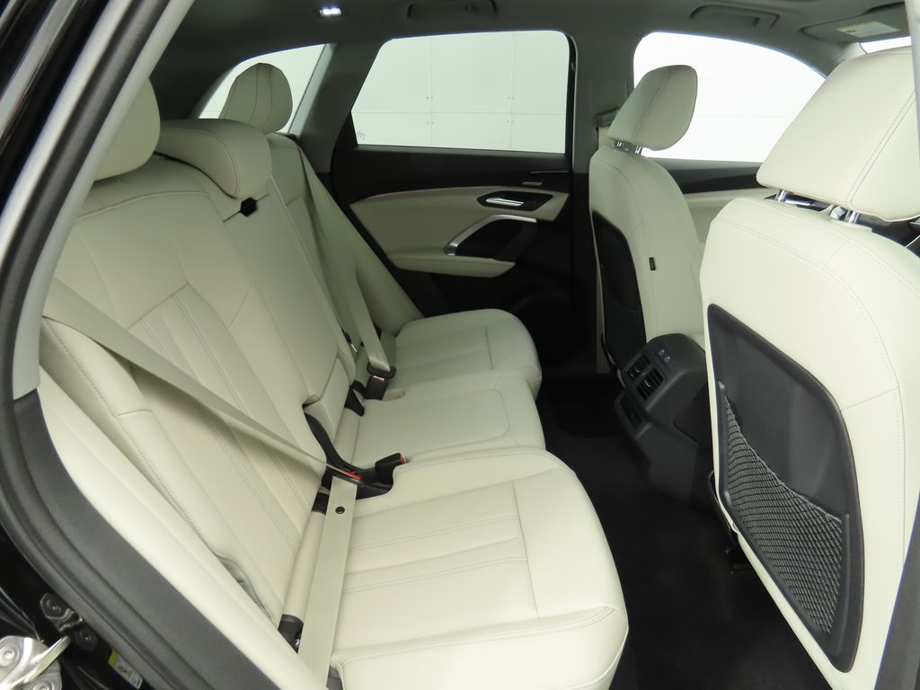 2025 Audi Q5 Premium Plus - Photo 24