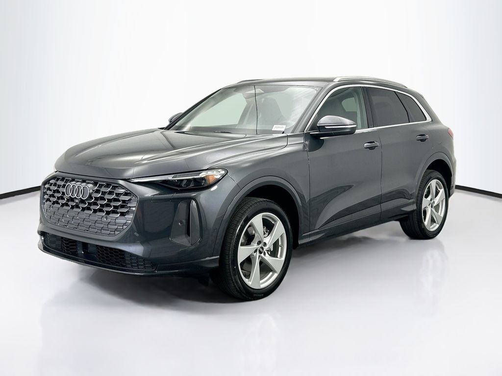 2025 Audi New Q5 Premium Plus's photo