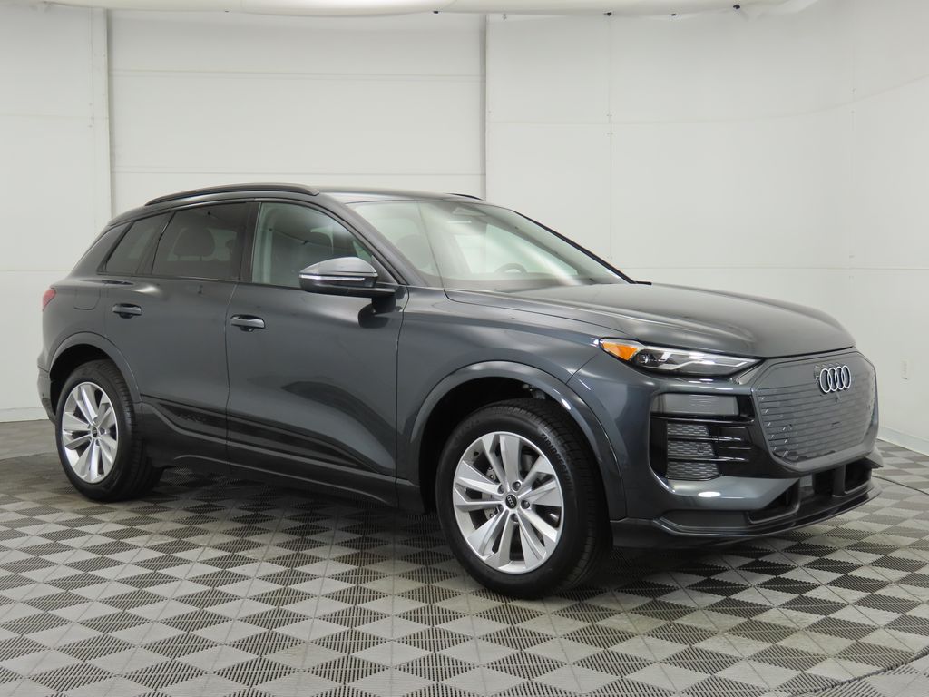 2025 Audi Q6 E-tron Premium photo 3