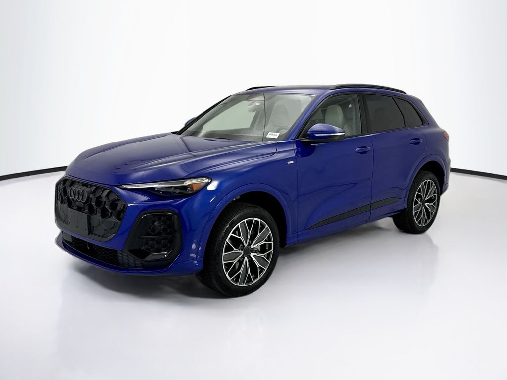 2026 Audi Q5 Premium Plus quattro's photo