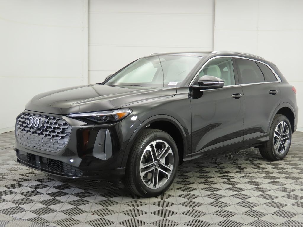 New 2025 Audi Q5 2.0T Premium SUV