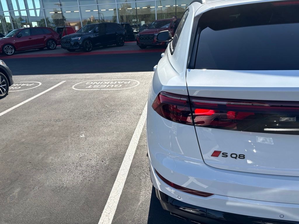 Certified 2025 Audi SQ8 4.0T Prestige SUV