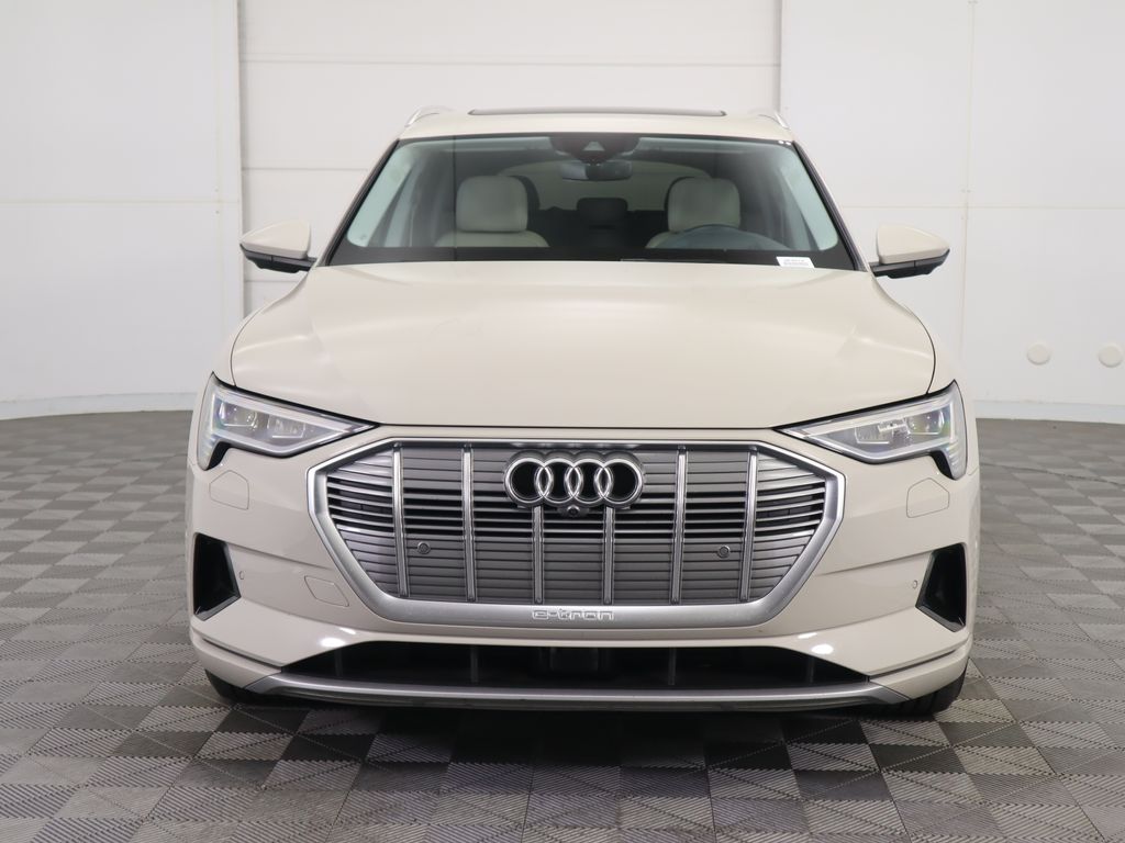 Used 2019 Audi e-tron Prestige with VIN WA1VABGE1KB016287 for sale in Phoenix, AZ
