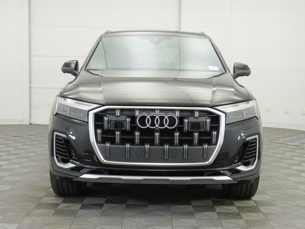 2025 Audi Q7 55 Premium Plus photo 2