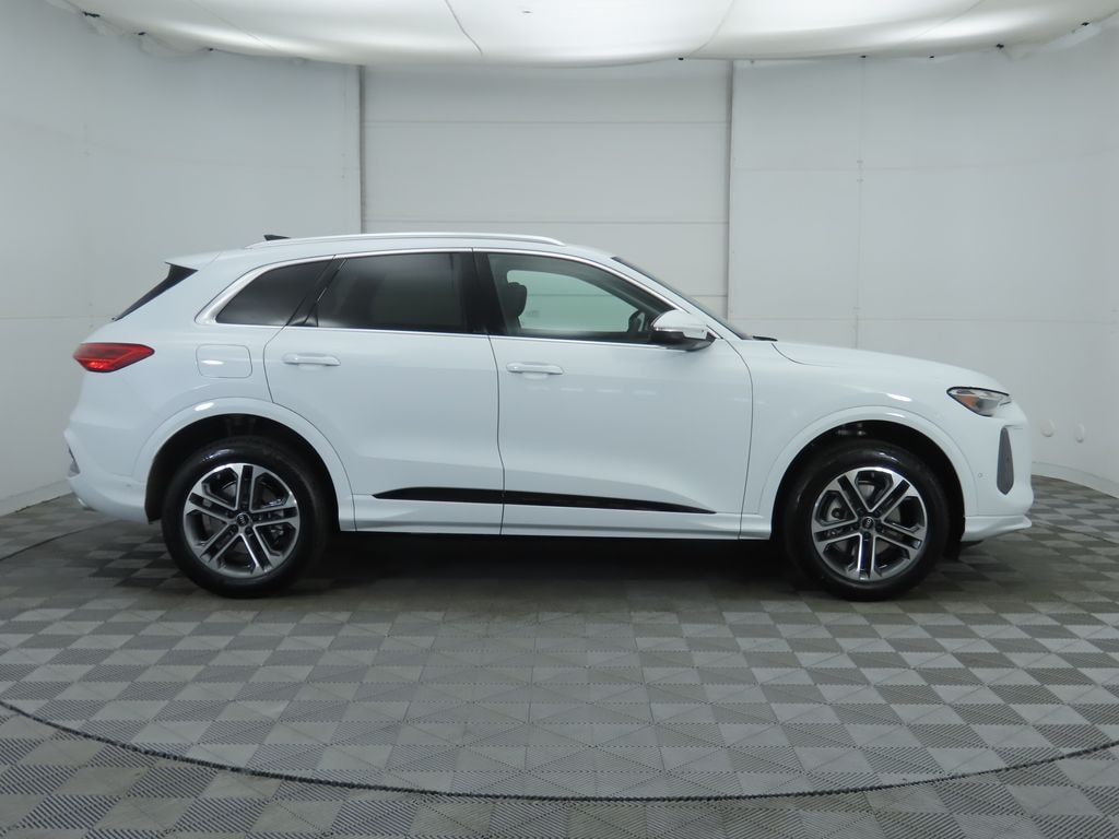 New 2025 Audi Q5 2.0T Premium SUV