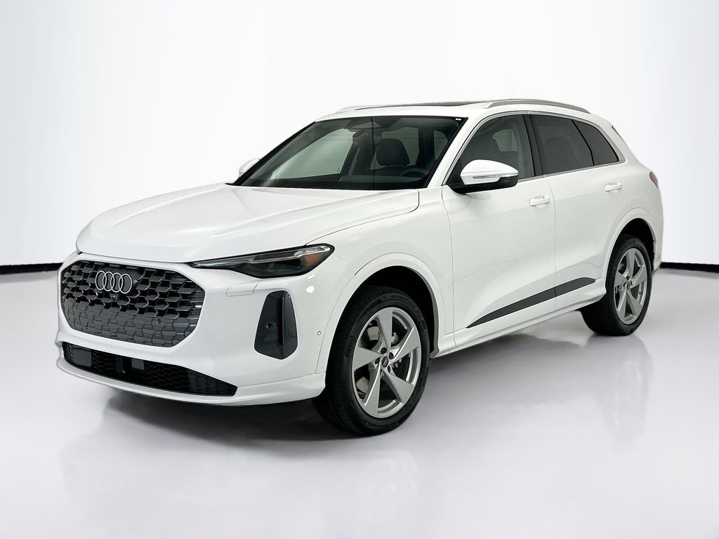2026 Audi Q5 Premium Plus quattro's photo