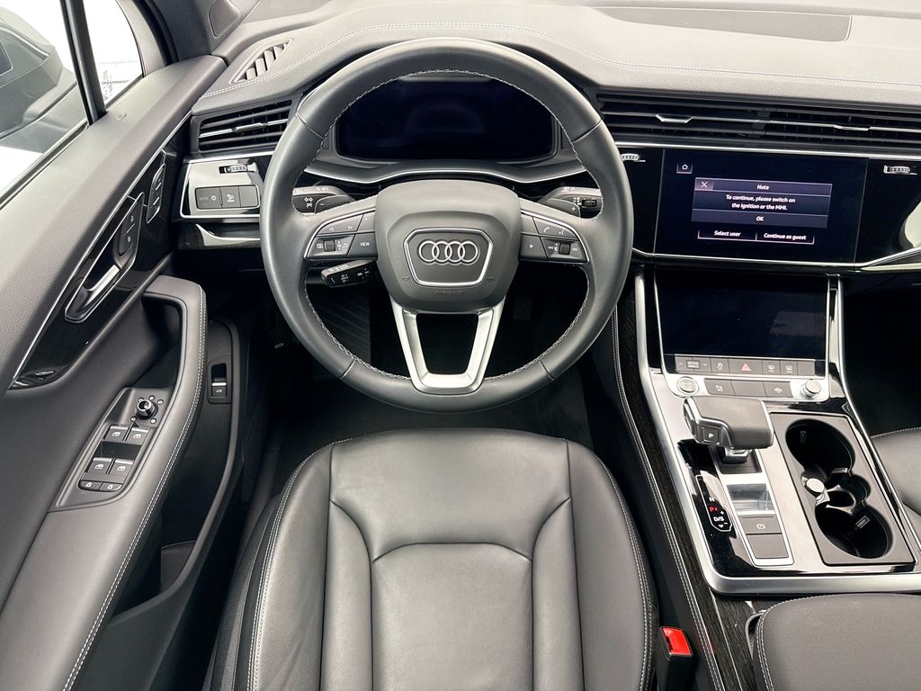2025 Audi Q7 Premium Plus - Photo 10