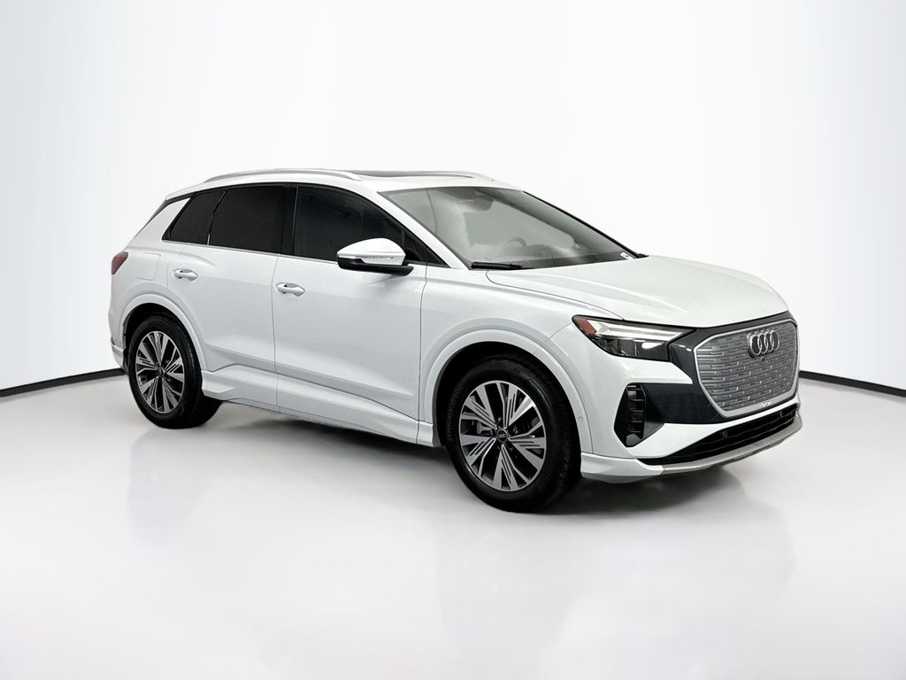 2023 Audi Q4 40 E-tron Premium Plus photo 3