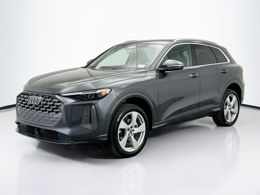 2025 Audi New Q5 Premium Plus's photo