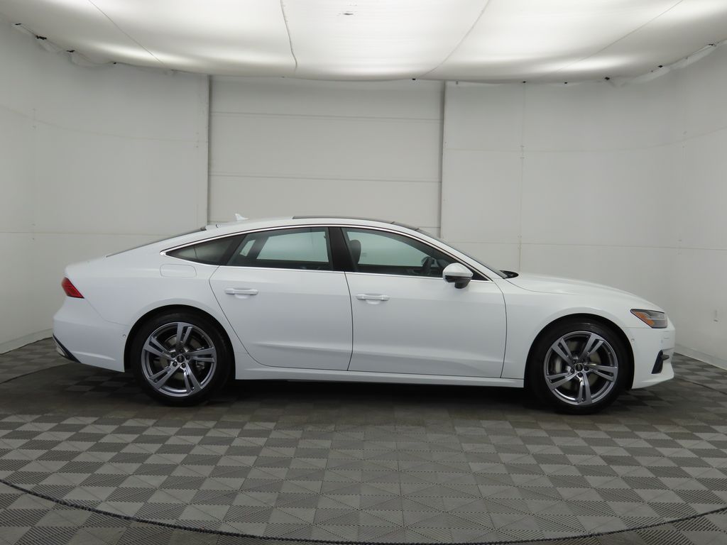 2025 Audi A7 55 Premium Plus photo 4