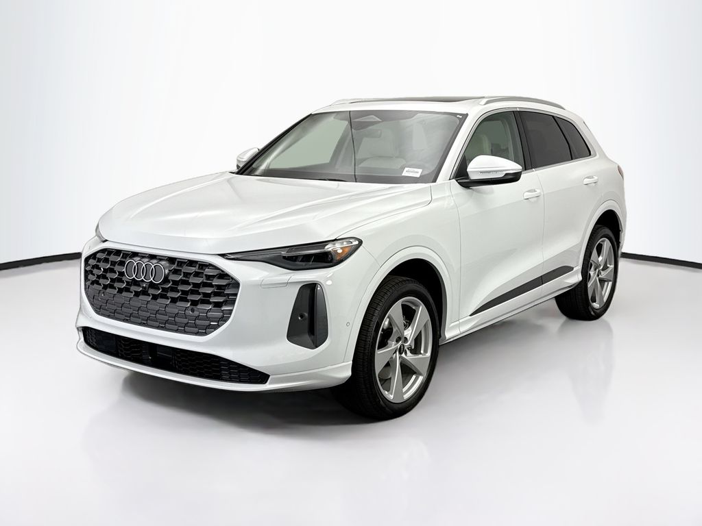 2025 Audi New Q5 Premium Plus's photo