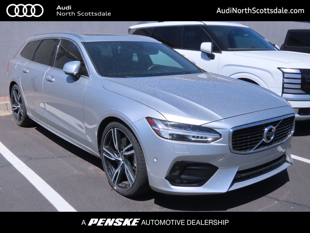 2019 Volvo V90 R-Design