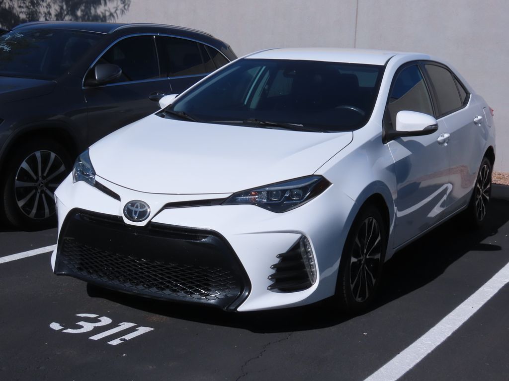 2019 Toyota Corolla SE photo 2