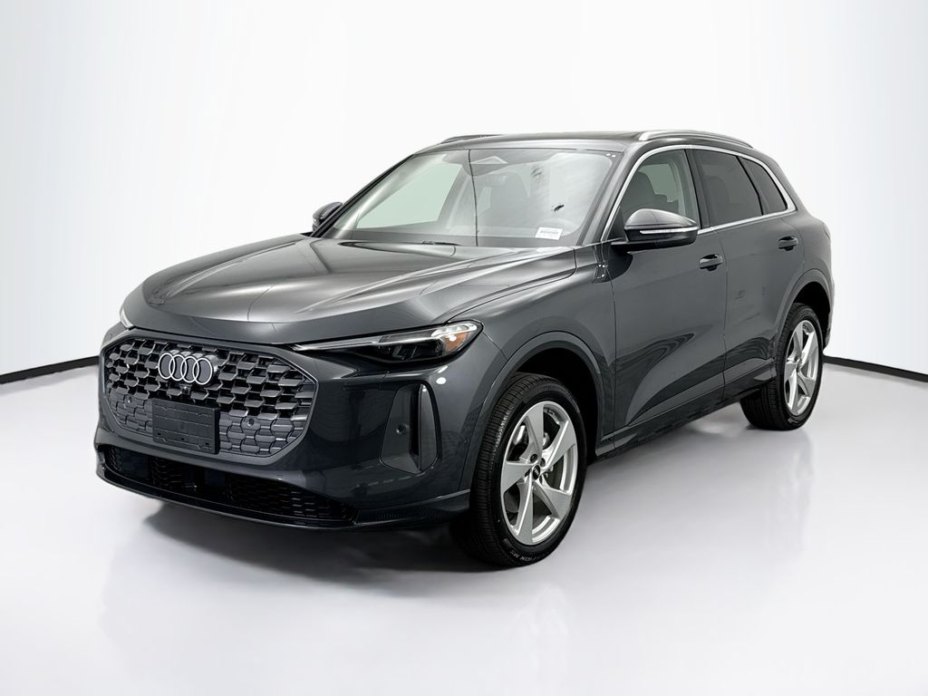 2025 Audi New Q5 Premium Plus's photo