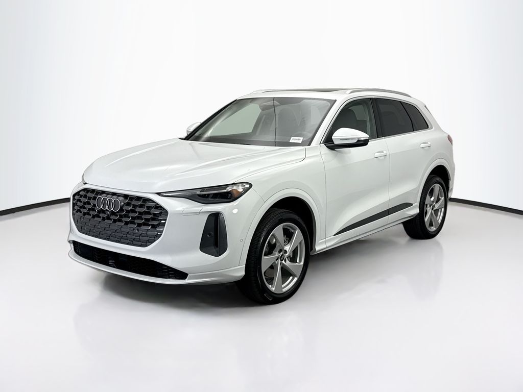 2025 Audi New Q5 Premium Plus's photo