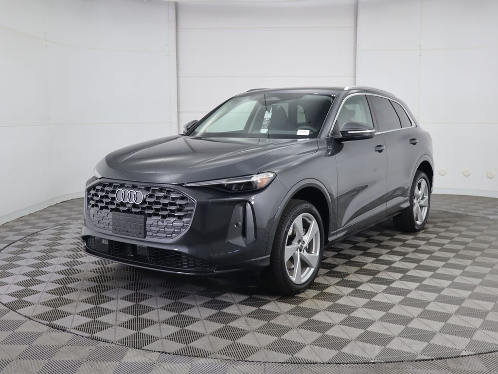 2025 Audi New Q5 Premium Plus's photo