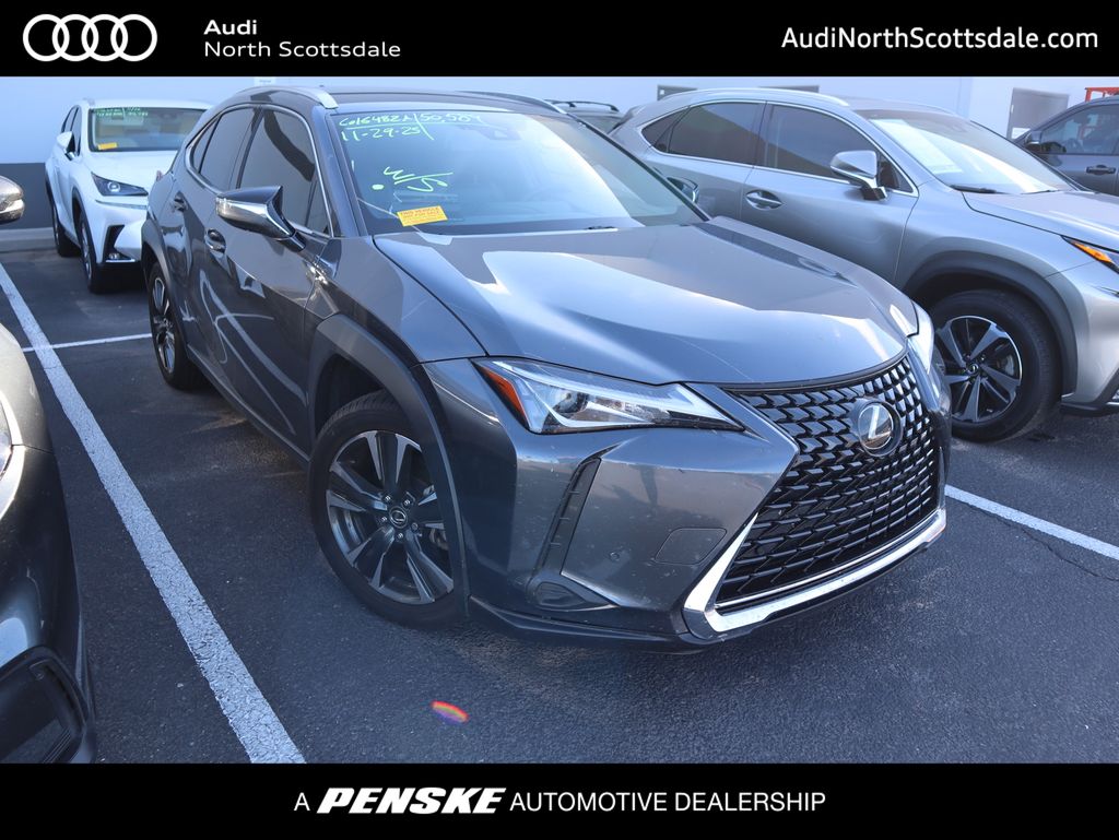 2022 Lexus UX 200's photo