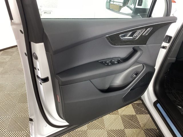 2026 Audi Q7 Premium - Photo 16