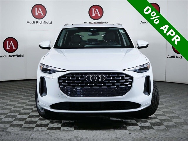 2025 Audi Q5 2.0T Premium photo 3