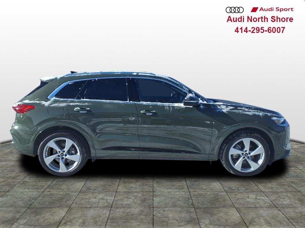 New 2025 Audi Q5 2.0T Prestige SUV