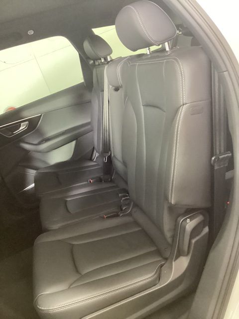 2026 Audi Q7 Premium - Photo 10