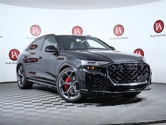 2025 Audi RS Q8 4.0T SUV
