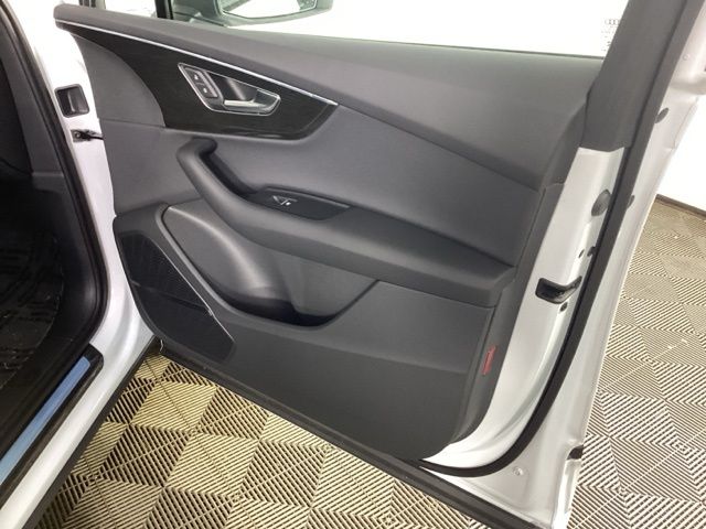 2026 Audi Q7 Premium - Photo 21