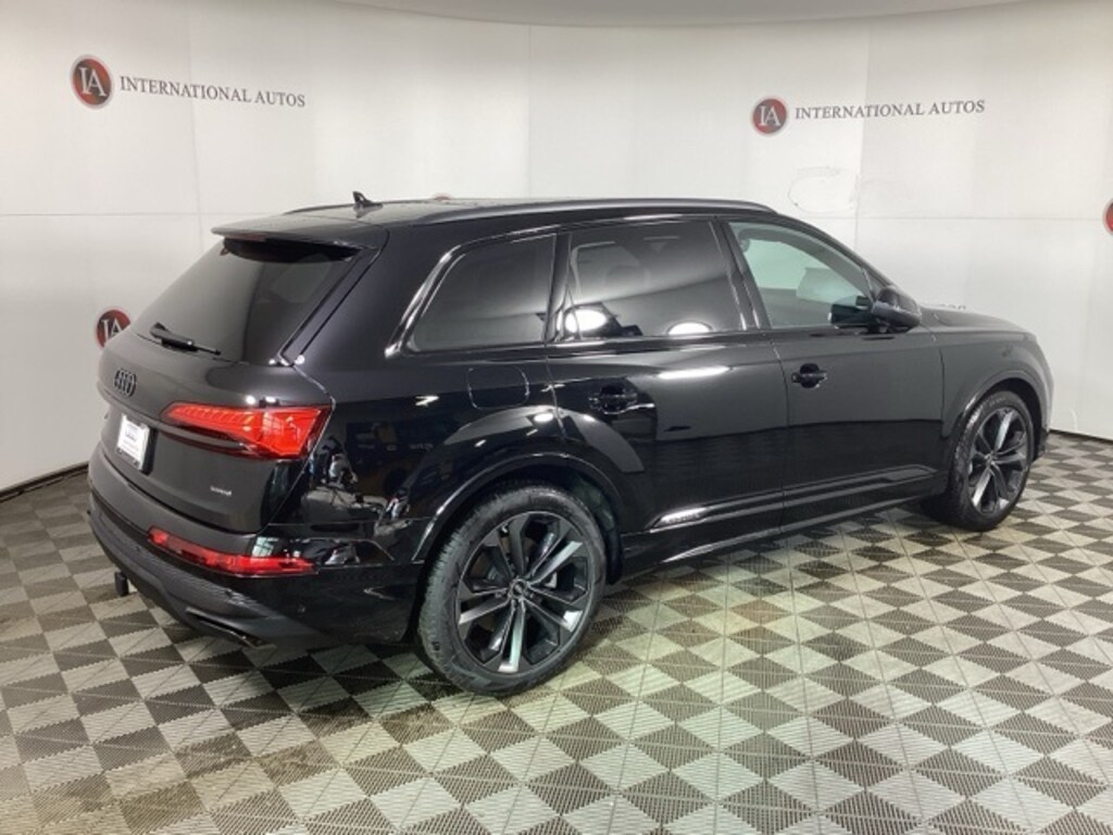 New 2026 Audi Q7 55 Premium Plus SUV