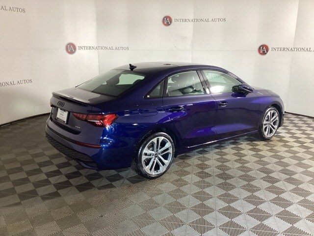 2025 Audi A3 40 Premium photo 4