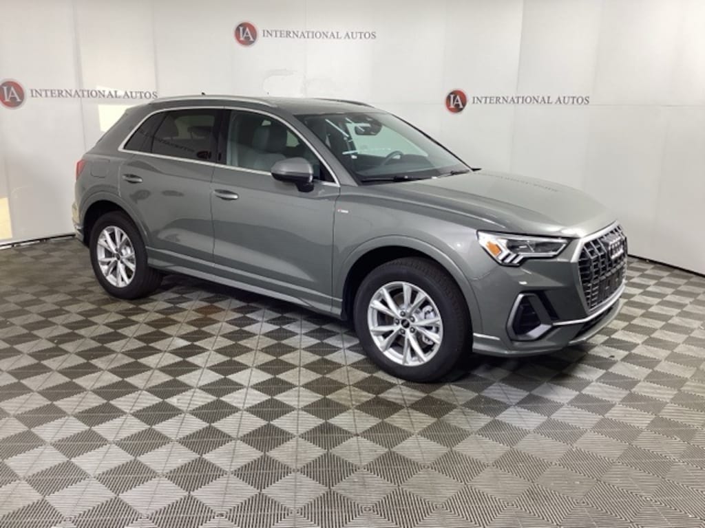 New 2025 Audi Q3 Premium SUV