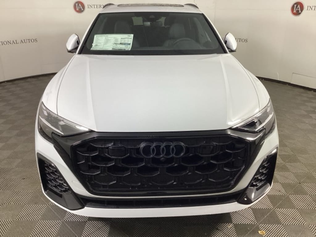 New 2026 Audi Q8 SUV