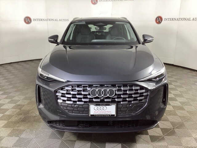 2025 Audi Q5 2.0T Premium Plus photo 2