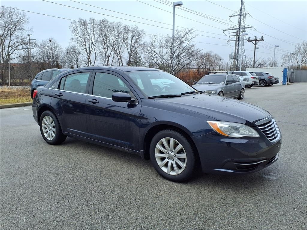2012 Chrysler 200 Touring's photo
