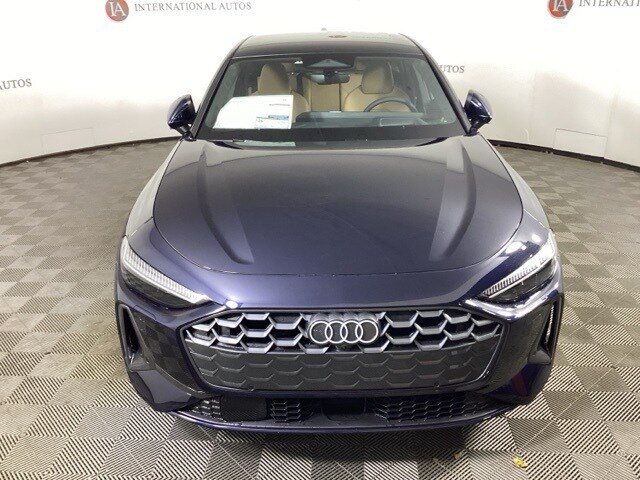 2025 Audi A5 2.0T Prestige photo 2