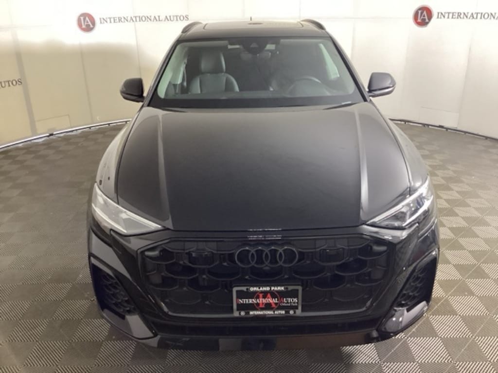 New 2025 Audi Q8 55 Premium Plus SUV