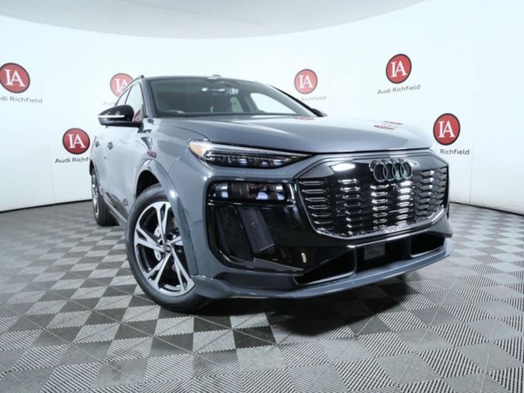 New 2027 Audi Q6 e-tron SUV