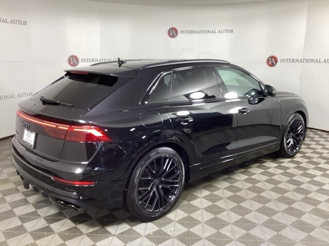 2026 Audi SQ8 Premium Plus photo 4
