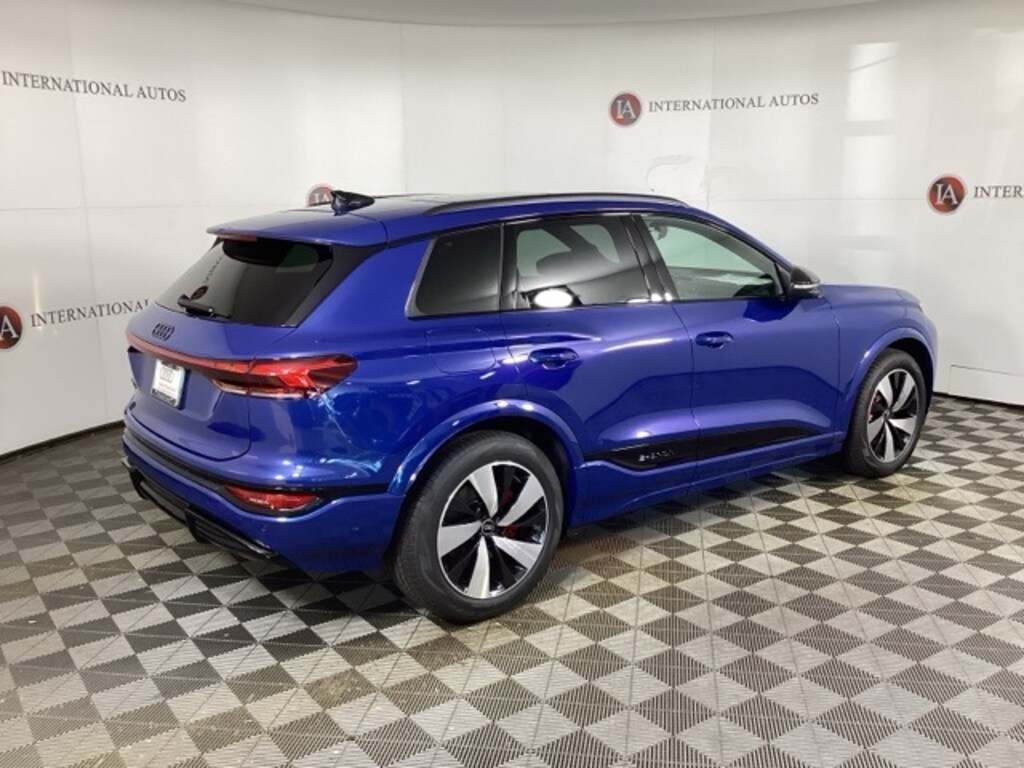 New 2025 Audi SQ6 e-tron Premium Plus SUV